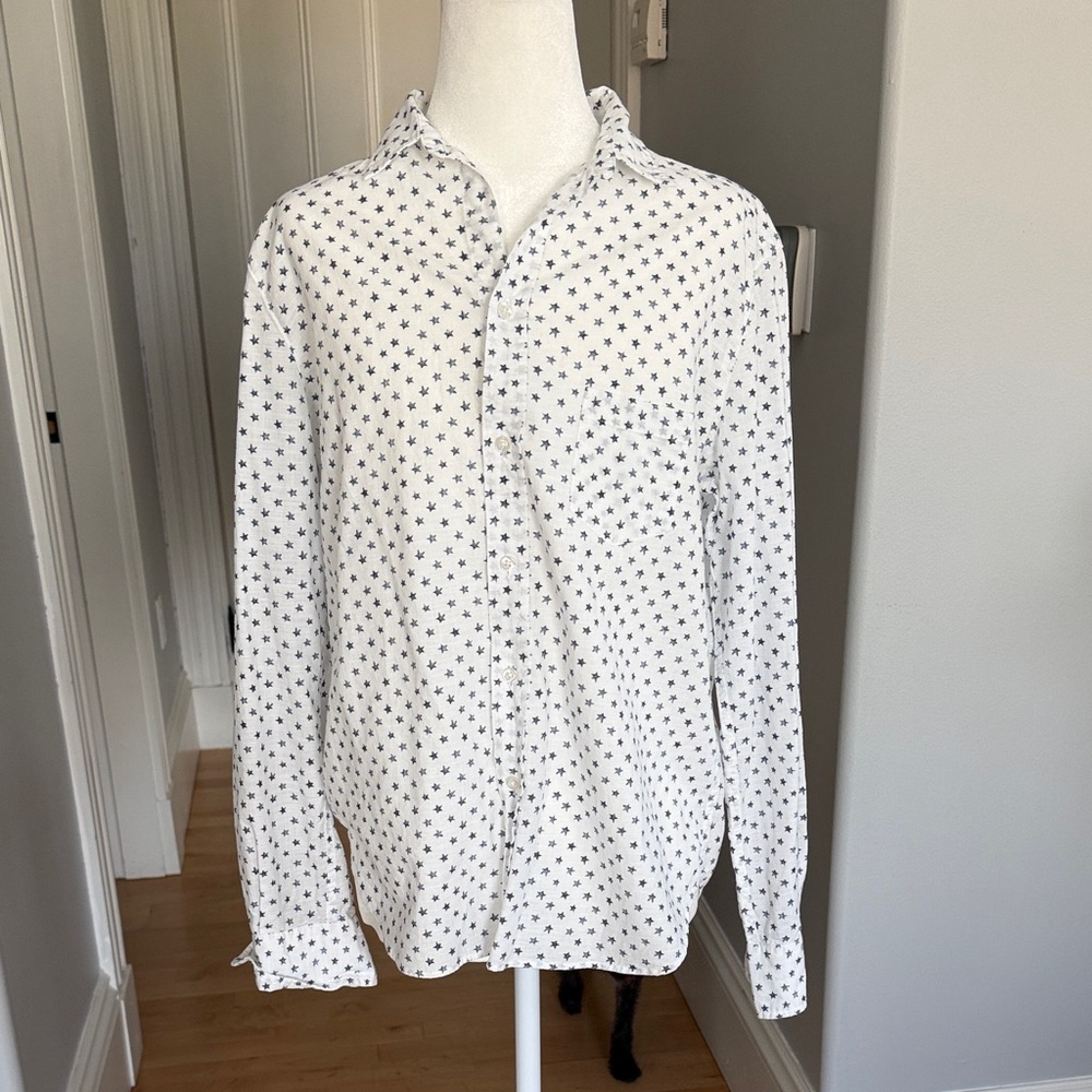 Frank & Eileen White Shirt with Navy Blue Star Pattern